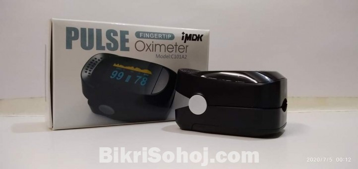 Pulse oximeter.